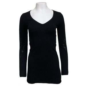 Royalty by Raw7 Women's Cashmere V-Neck Sweater with Rhinestones Roses - Black